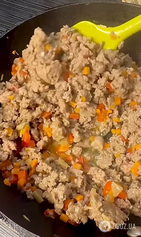Сезон молодой капусты в разгаре: делимся рецептом вкусных стейков из сезонного овоща