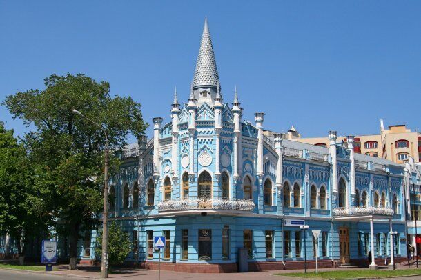 Старі фото Черкас: яким був раніше знаменитий Блакитний палац