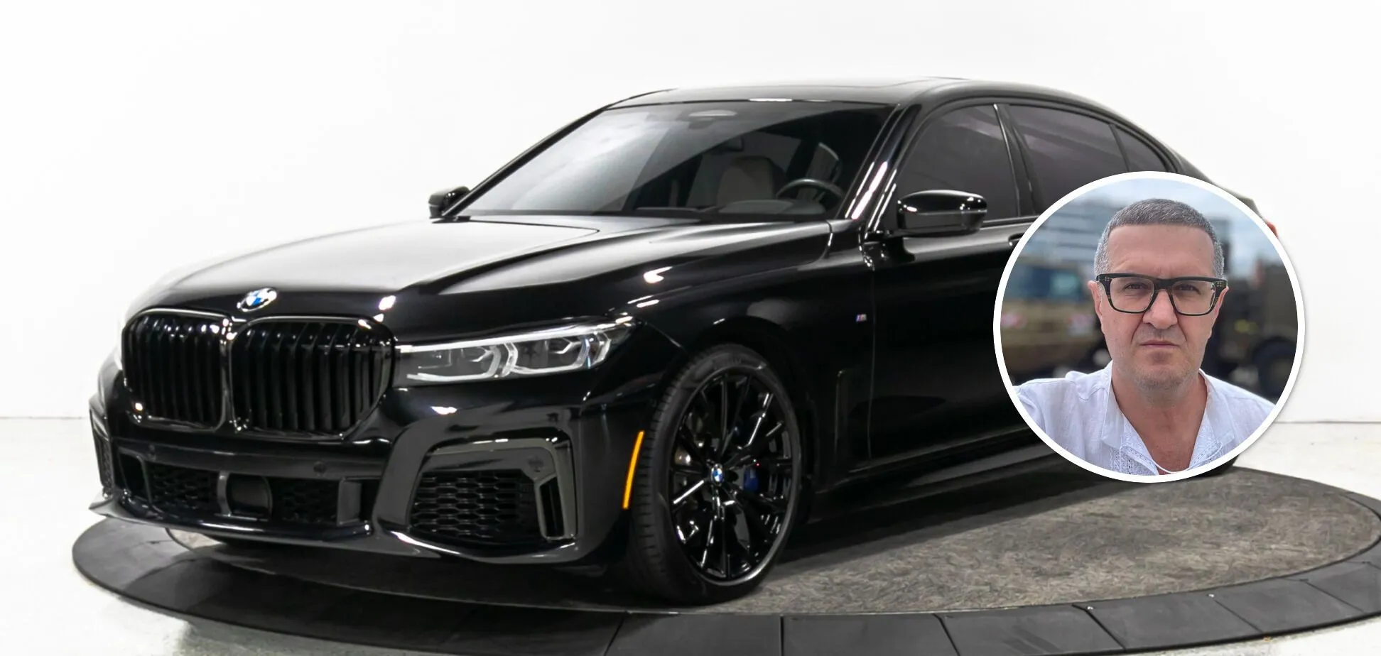 Дружина Магомедова Тетяна володіє автомобілем Porsche Panamera