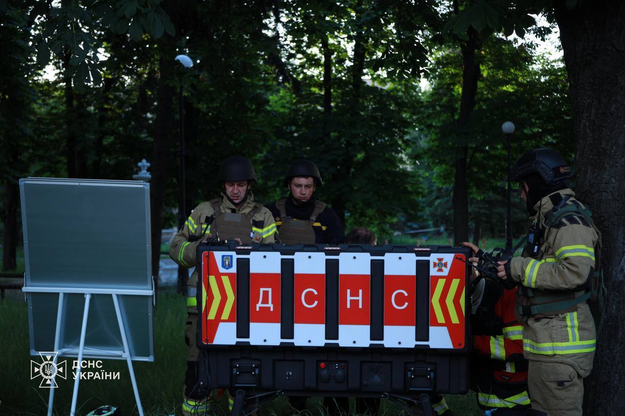 Сотні "Шахедів", балістика, крилаті ракети: Росія здійснила масовану атаку по всій Україні після спецоперації "Павутина". Всі подробиці