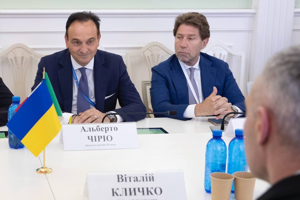 Кличко встретился с делегацией итальянского Пьемонта во главе с президентом региона Альберто Чирио