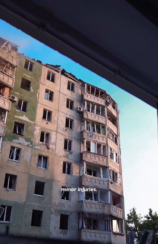 "Меня накрыла волна от ракеты и вдавило в шкаф": как титулованный легкоатлет чудом уцелел во время атаки россиян на отель в Луцке