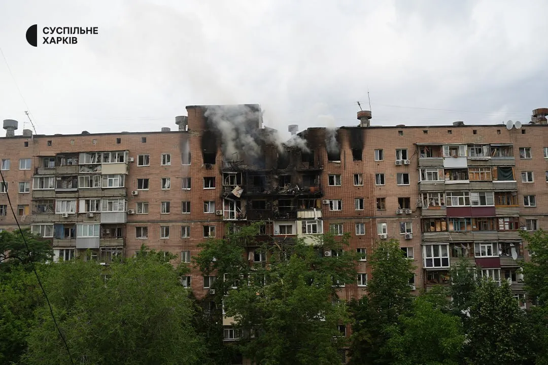 Харків пережив ніч пекла: наймасованіша з початку війни атака РФ забрала життя 3 людей, ще 17 поранено. Фото та відео
