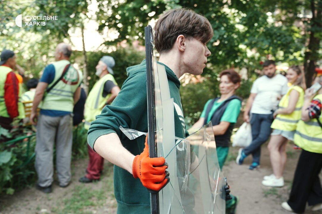 З'явилися нові фото з Харкова після пекельної ночі під обстрілом РФ