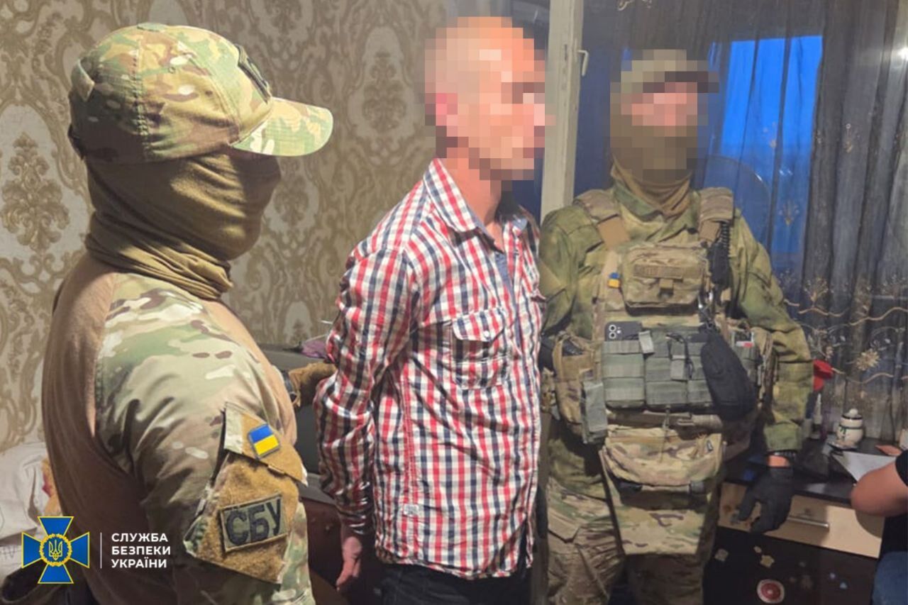 СБУ та Нацполіція затримали двох агентів російських спецслужб.