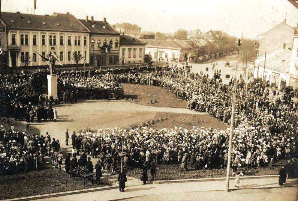 Архівні фото Ужгорода: яким було старе місто