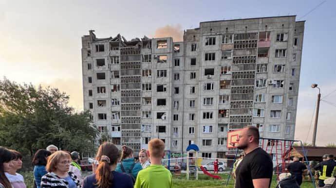 Планували одружитися і збирали гроші на весілля: у Луцьку російська ракета вбила молоду пару