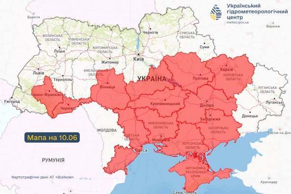 Всю Украину накроет летнее похолодание: синоптики сказали, где во вторник пройдут дожди