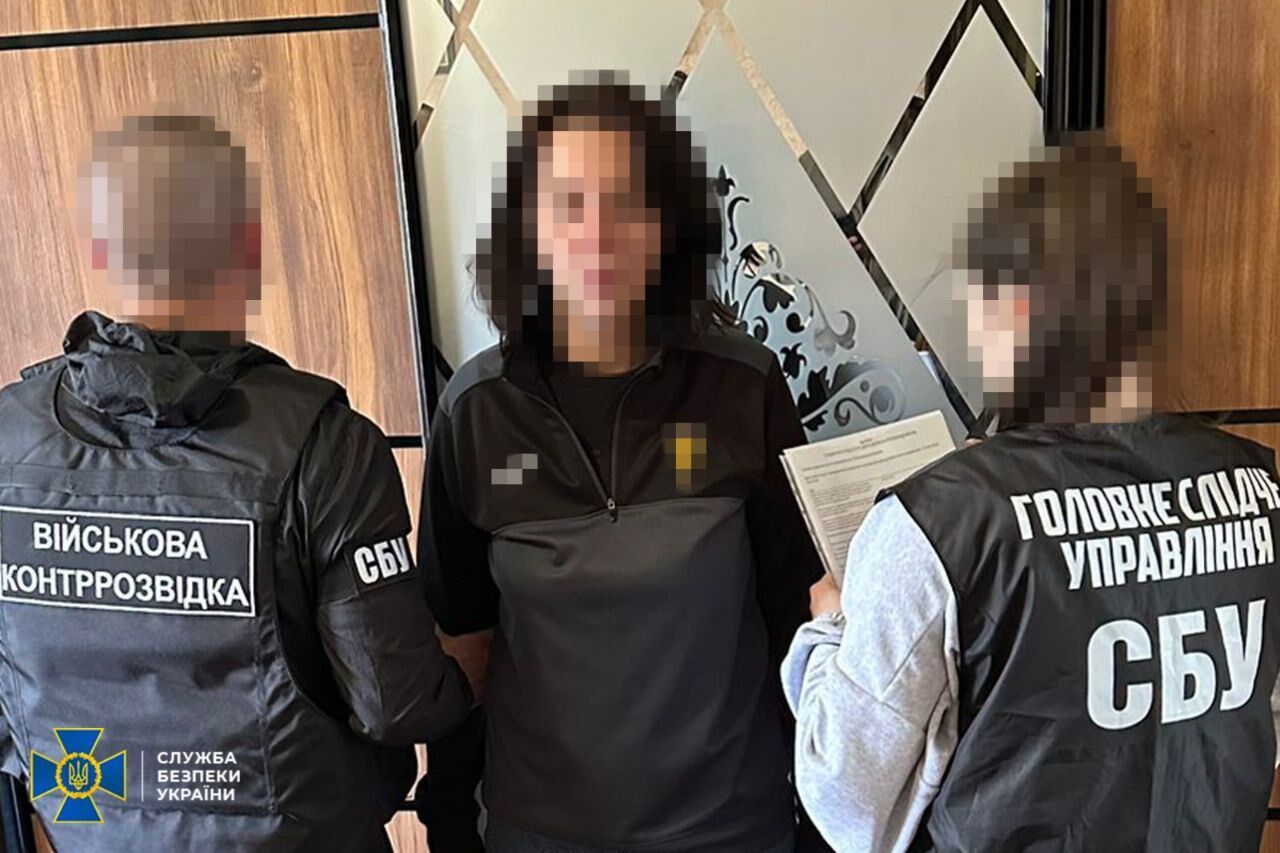 Працювали у двох регіонах: СБУ затримала російських інформаторів, які шпигували за бойовою авіацією ЗСУ. Фото