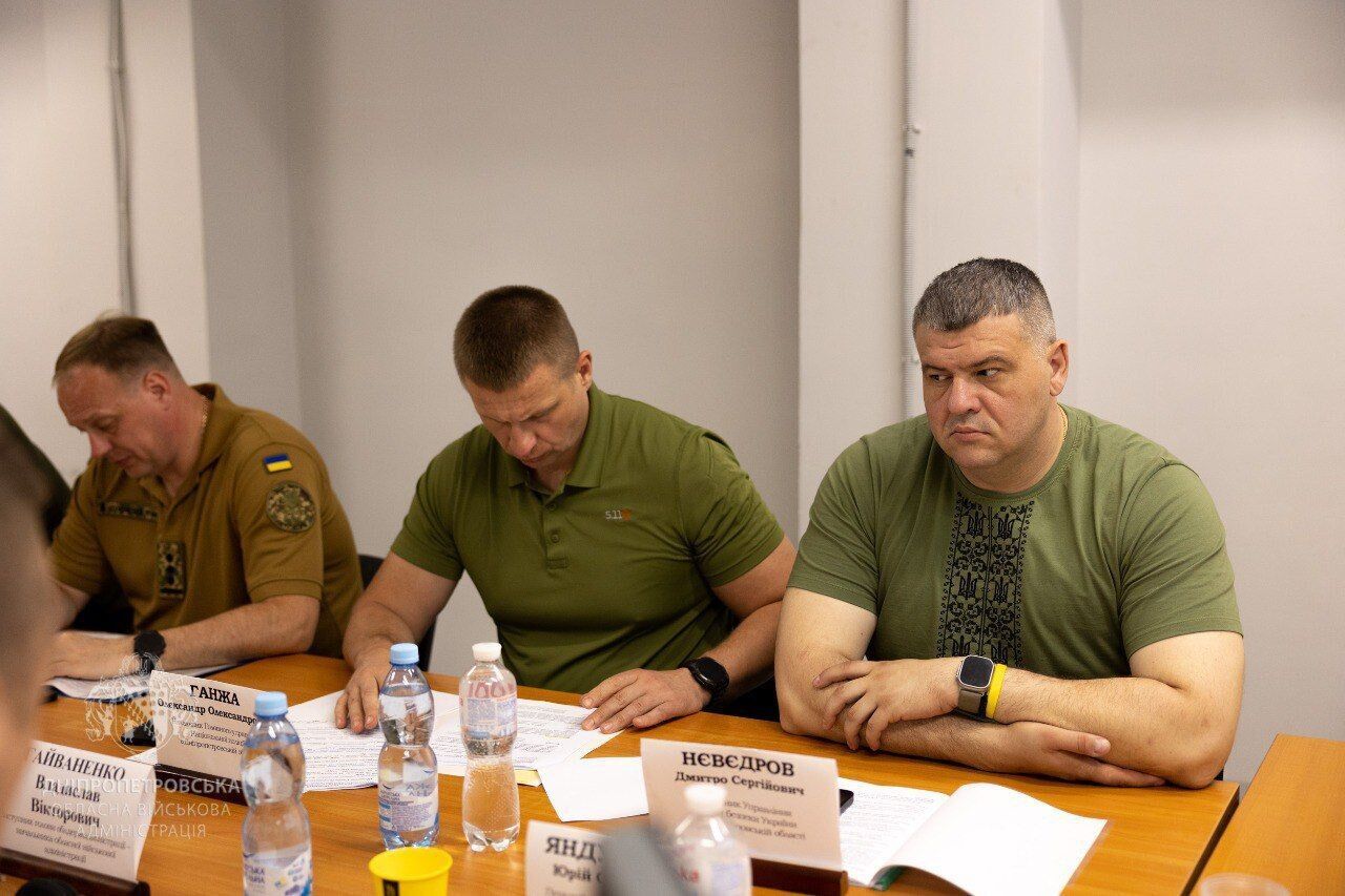 "На порядку денному – примусова евакуація": голова Дніпропетровської ОВА скликав Раду оборони області