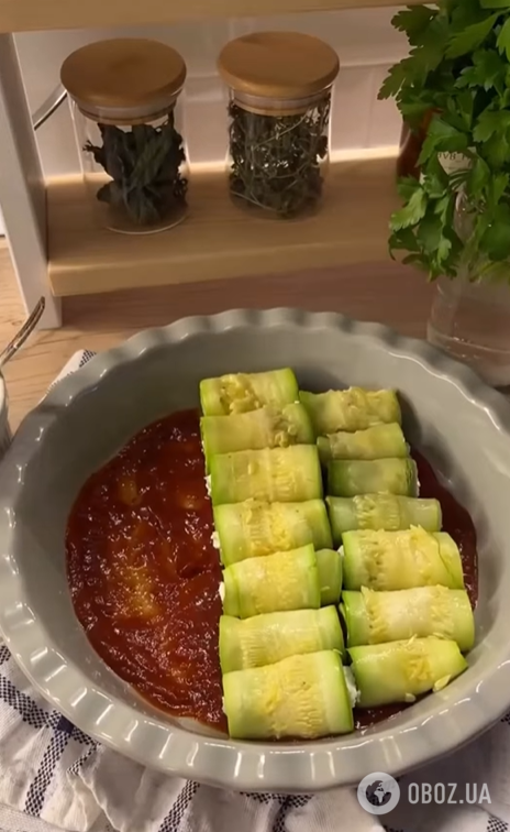 Вкусные рулетики из кабачка на ужин: готовятся в духовке