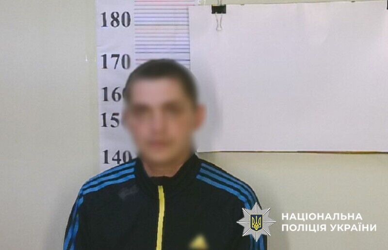У Києві на Троєщині рецидивіст, погрожуючи насильством, пограбував дитину на вулиці. Подробиці та фото