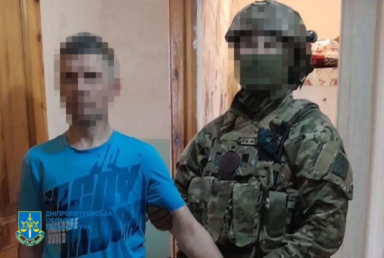 Для конспірації використовував кілька телефонів: СБУ затримала агента ГРУ, який коригував удари по енергооб’єктах Дніпра і Запоріжжя. Фото