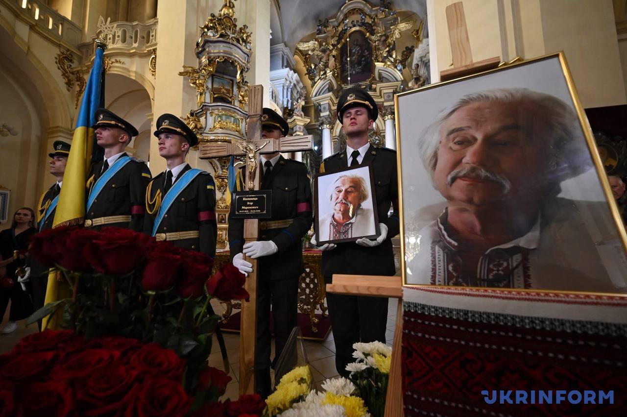 У Львові прощаються з українським письменником і дисидентом Ігорем Калинцем. Фото