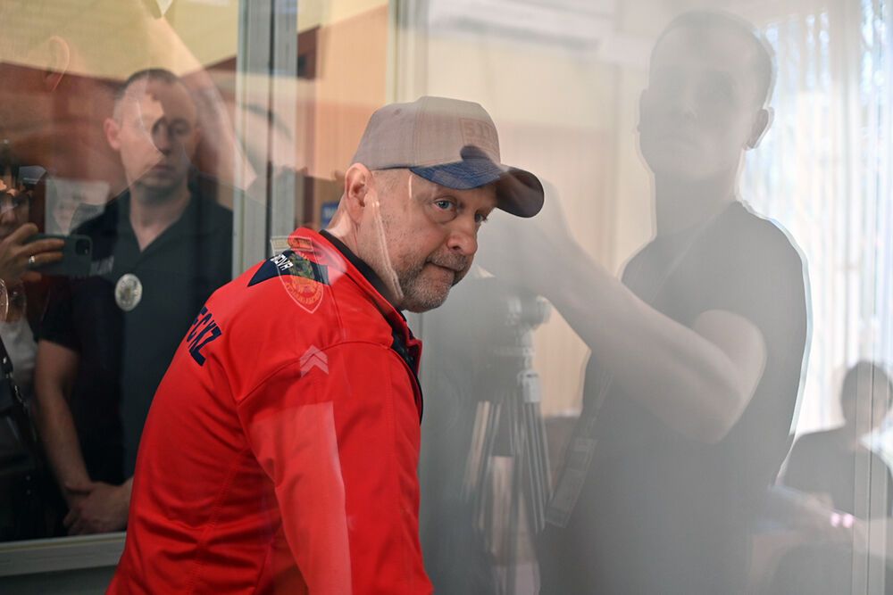 Розкрадання на будівництві фортифікацій: ексзаступника мера Харкова взяли під варту. Фото