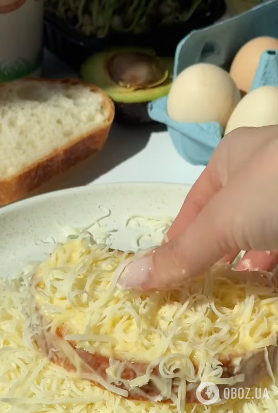 Батон із сирним кляром