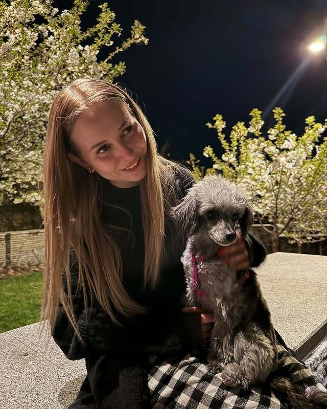 Дизайнерский ремонт, но пустой холодильник: в какой квартире живет интервьюер Эмма Антонюк и почему она боится озвучить арендную плату