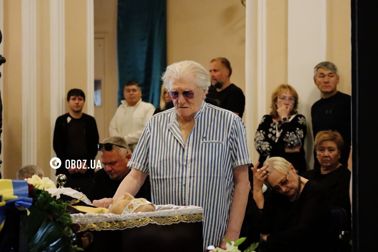 "Пішов з життя під звук "Шахедів": дружина Ігоря Поклада розкрила нові деталі про його жахливий діагноз