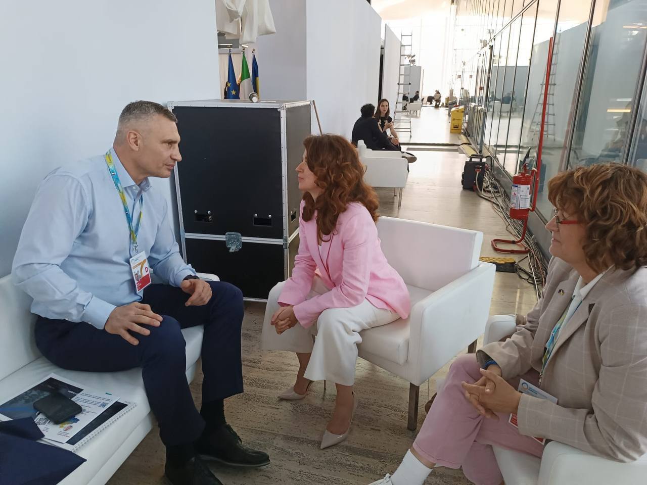 Защита прав местного самоуправления: Виталий Кличко в Риме встретился с президентом Комитета регионов ЕС