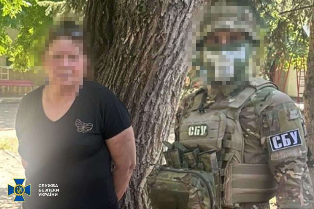 Працювали на Росію під час окупації: у Херсоні затримали 7 колаборантів. Фото