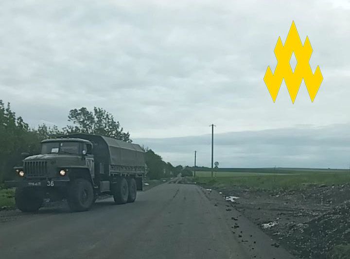 Агенти "Атеш" розвідали склад БК окупантів у районі Мангуша: зафіксовано активне переміщення колон вантажівок. Фото і відео