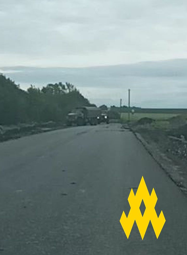 Агенти "Атеш" розвідали склад БК окупантів у районі Мангуша: зафіксовано активне переміщення колон вантажівок. Фото і відео