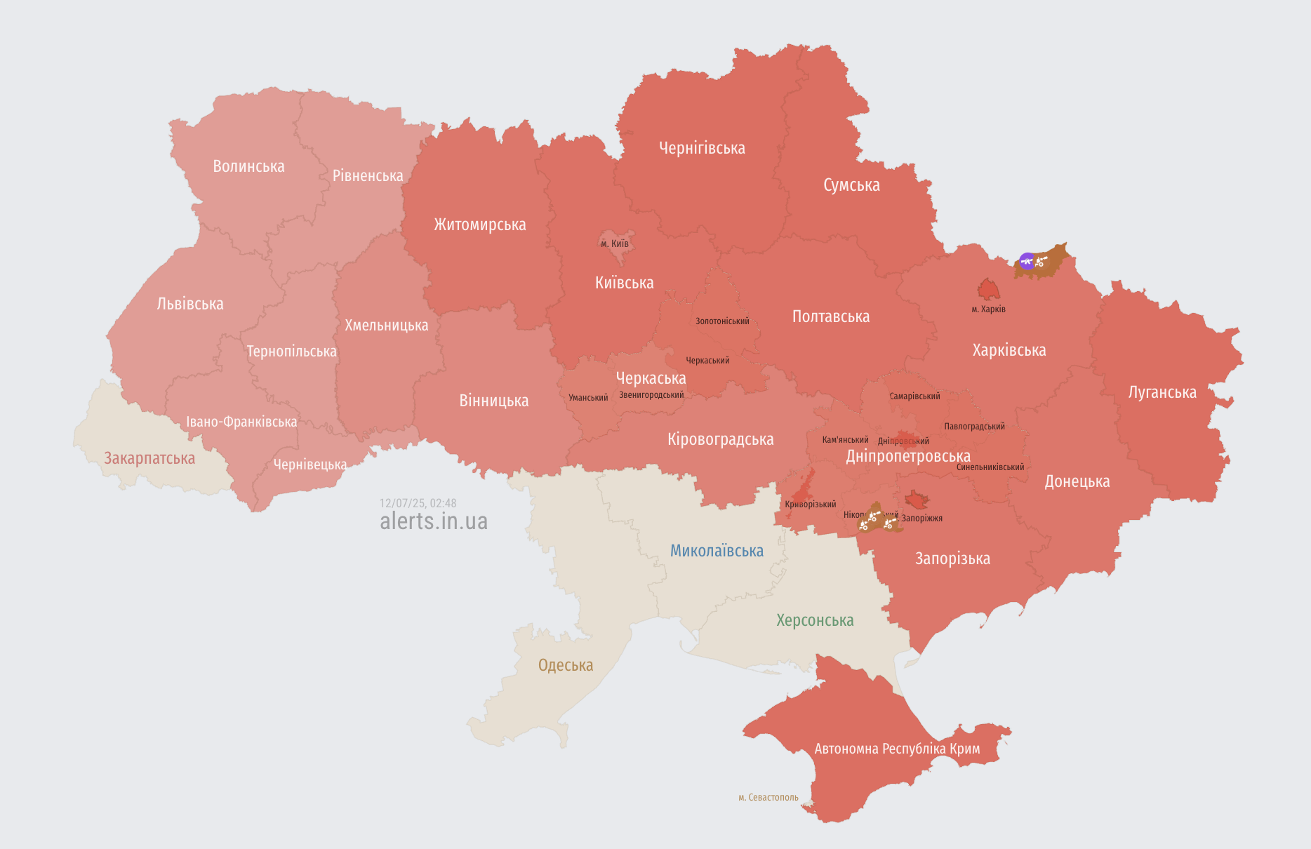 Під основним ударом були Львів, Луцьк, Харків і Чернівці: Росія атакувала Україну дронами й ракетами, є загиблі. Фото, відео та всі подробиці