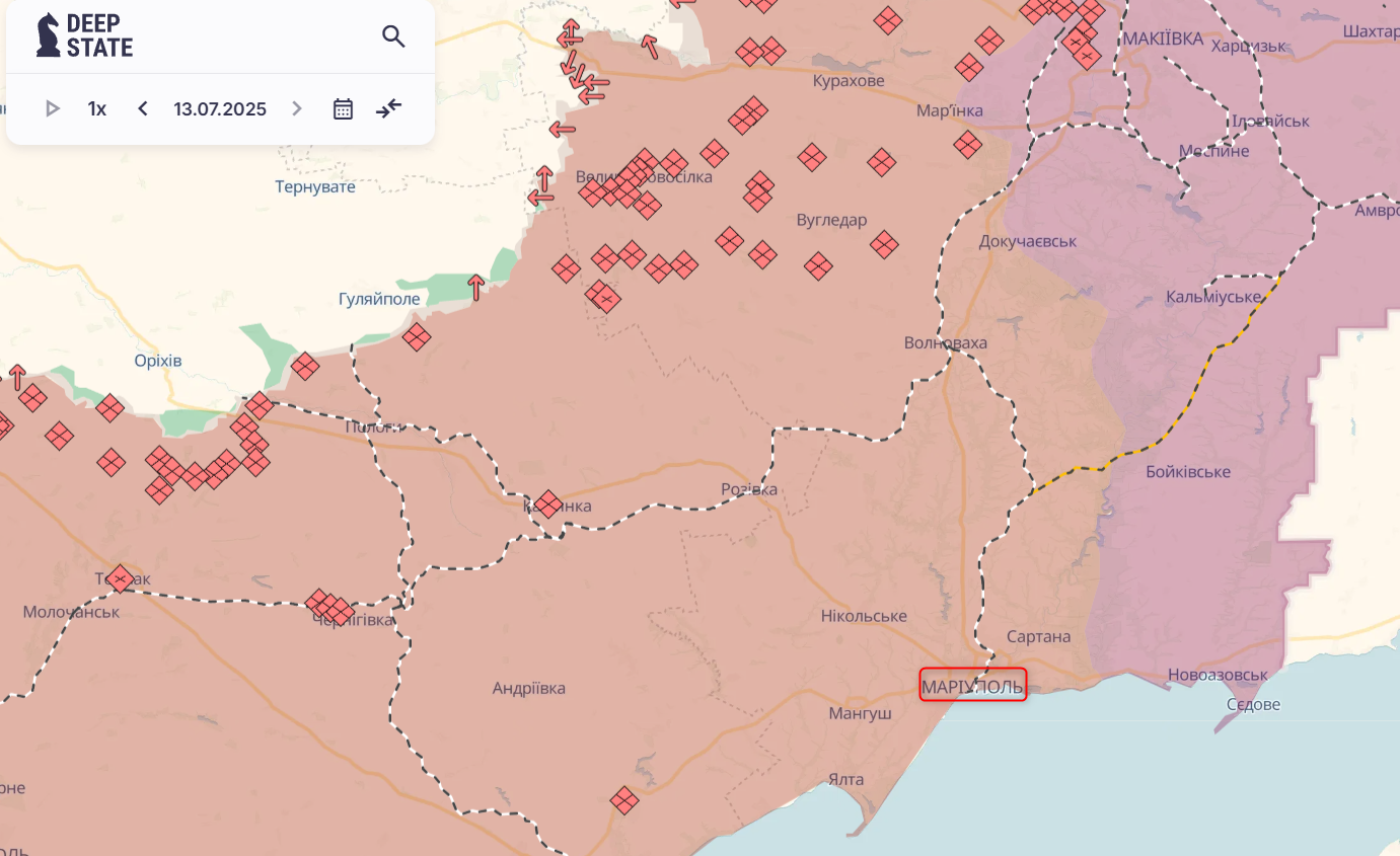 "Віджим" став системною практикою: окупанти в Маріуполі відбирають житло в українців, які вижили під час бомбардувань. Відео