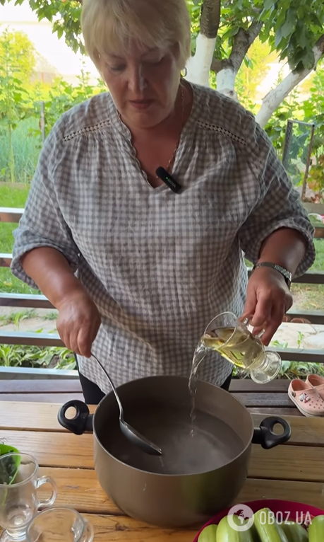 Как вкусно закрыть кабачки с чесноком и морковью: очень простой маринад