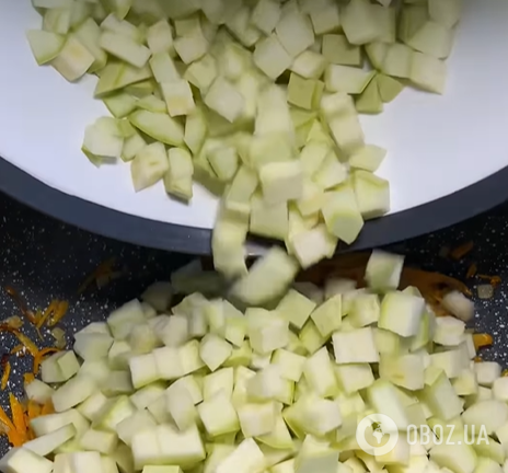 Ленивая кабачковая икра на сковородке: можно есть как салат или как намазку