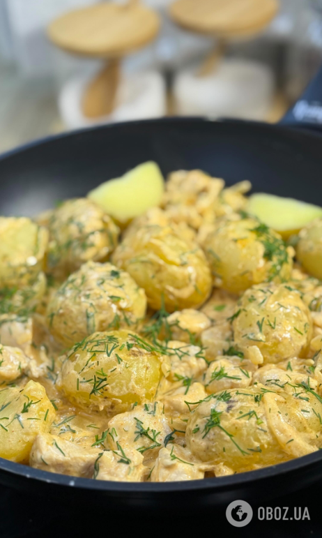 Молодой картофель по-новому: как вкусно приготовить овощ с курицей, сметаной и укропом