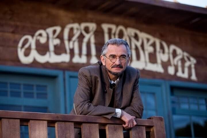 "Я был лауреат Национальной премии – бомж": львовский актер, который до 50 лет не имел жилья, переехал в квартиру Гонгадзе и рассказал о ней