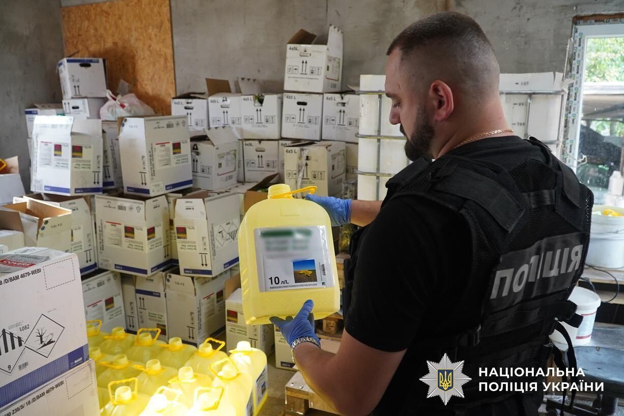 В Україні викрили масштабну схему фальсифікації агрохімії на сотні мільйонів гривень – Нацполіція
