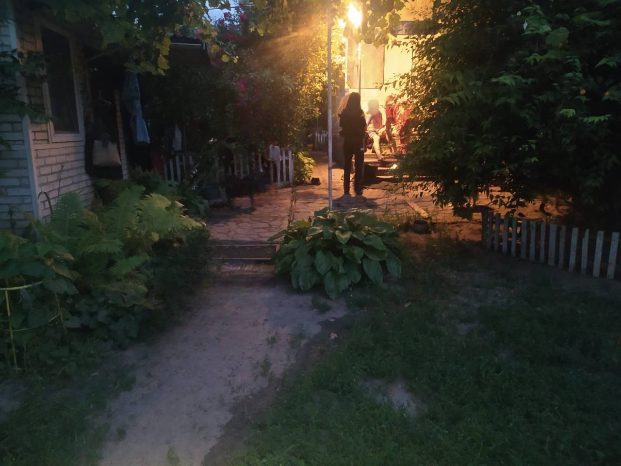 Вирішив помститись: на Київщині чоловік підпалив брата та матір: жінка померла у лікарні. Подробиці справи