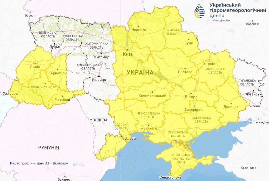 Спека місцями спаде: синоптики сказали, де у четвер пройдуть значні дощі