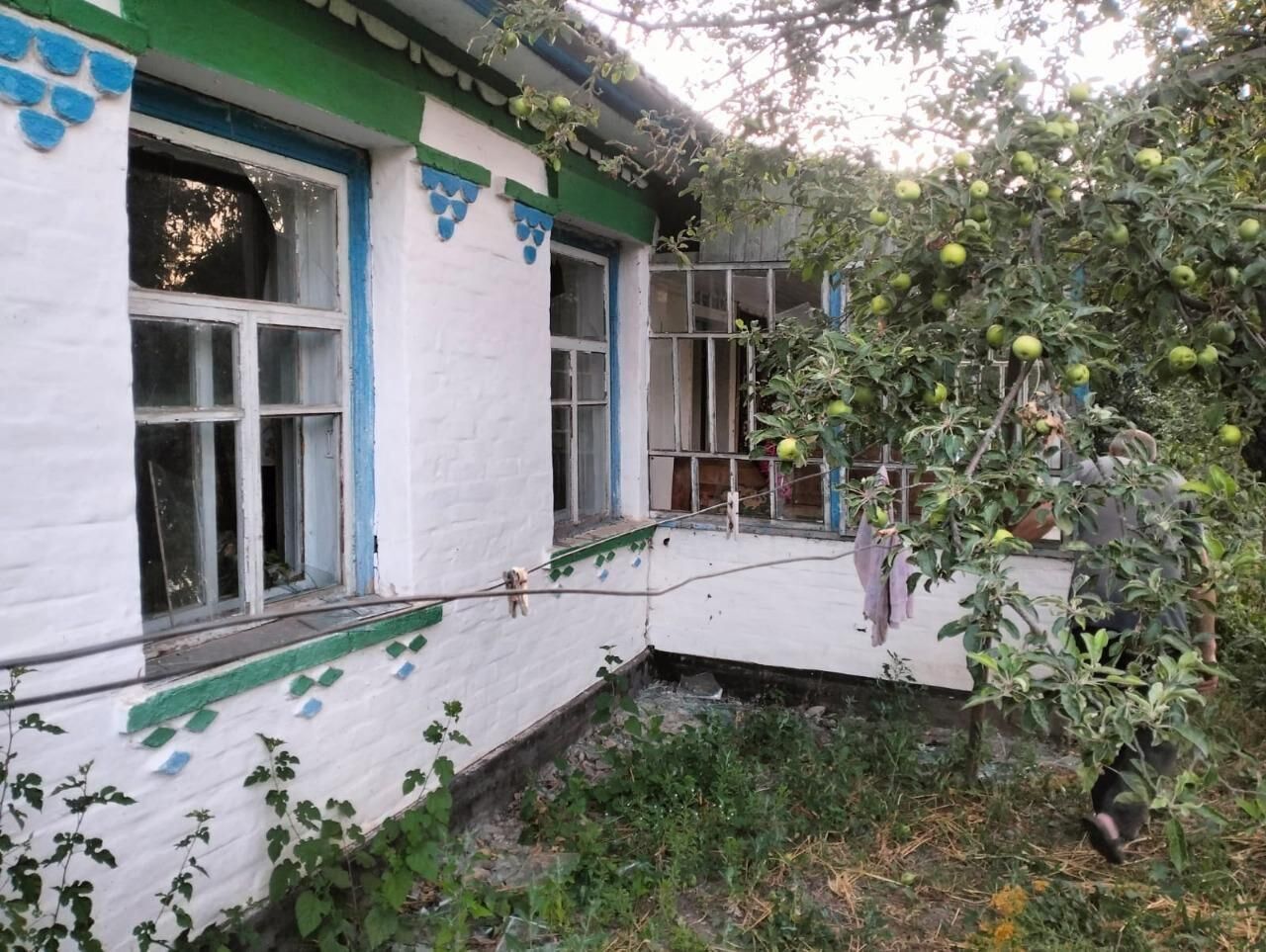 Россия атаковала Украину баллистической ракетой и 400 БПЛА: силы ПВО сбили 198 "Шахедов, 145 дронов-имитаторов были обезврежены