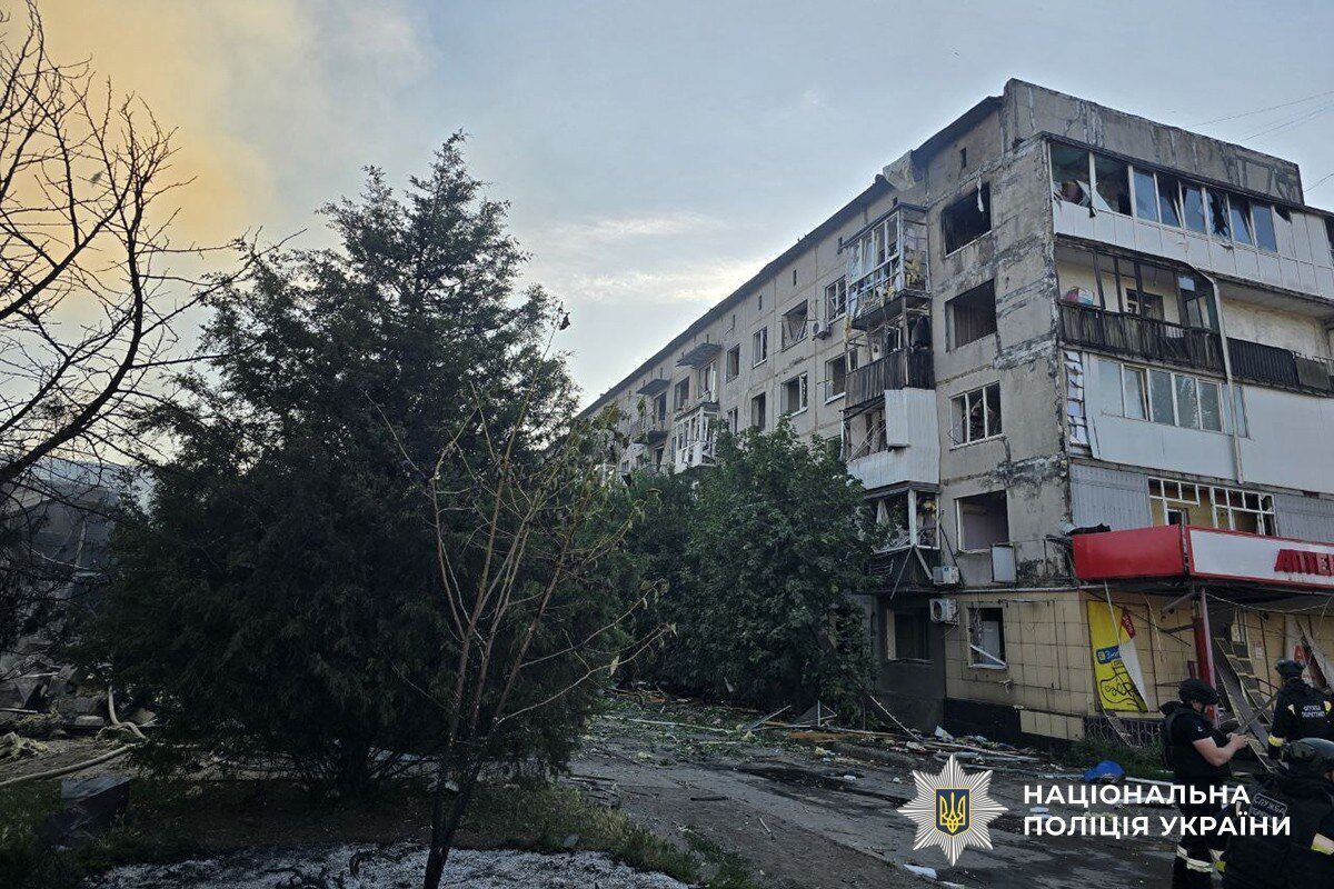 Ворог скинув КАБ на центр Добропілля на Донеччині: четверо загиблих і десятки поранених. Фото й відео