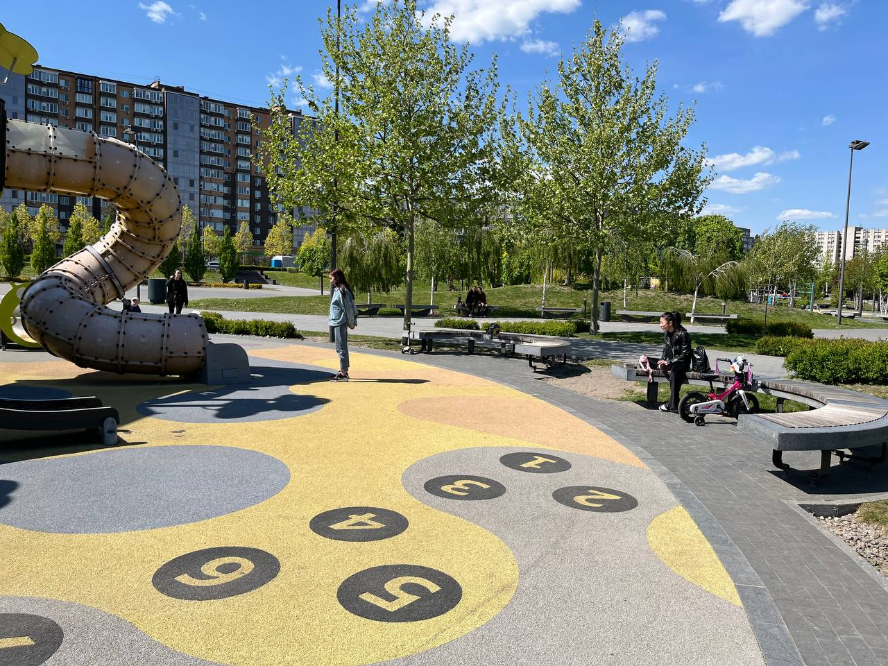 "Рух без бар’єрів": як Дніпро перетворюється на місто, в якому зручно жити кожному