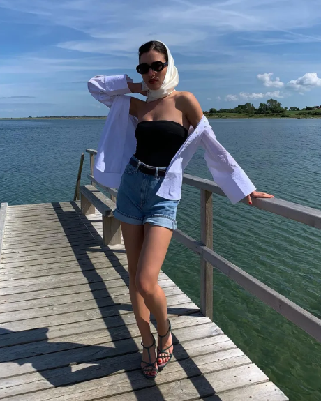 Очень популярны в Европе: стильные образы на лето 2025 года