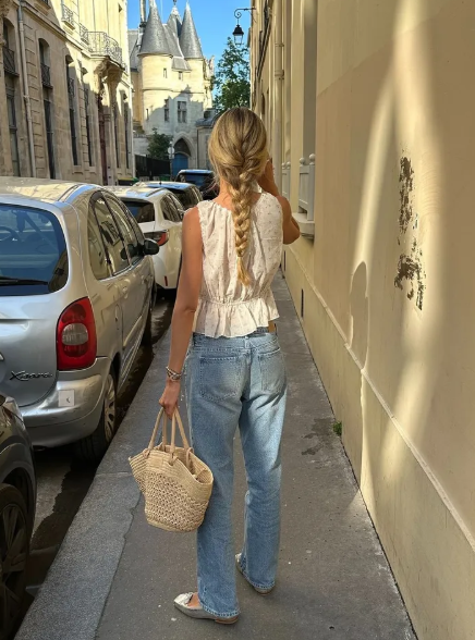 Очень популярны в Европе: стильные образы на лето 2025 года