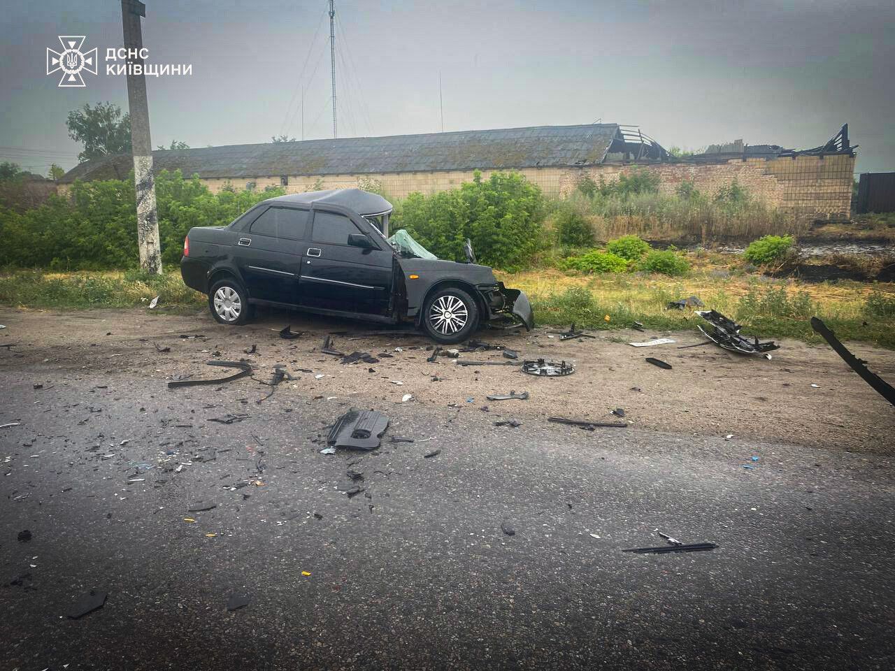 На Київщині сталась потрійна ДТП за участі вантажівки: є загиблі й постраждалий. Подробиці та фото