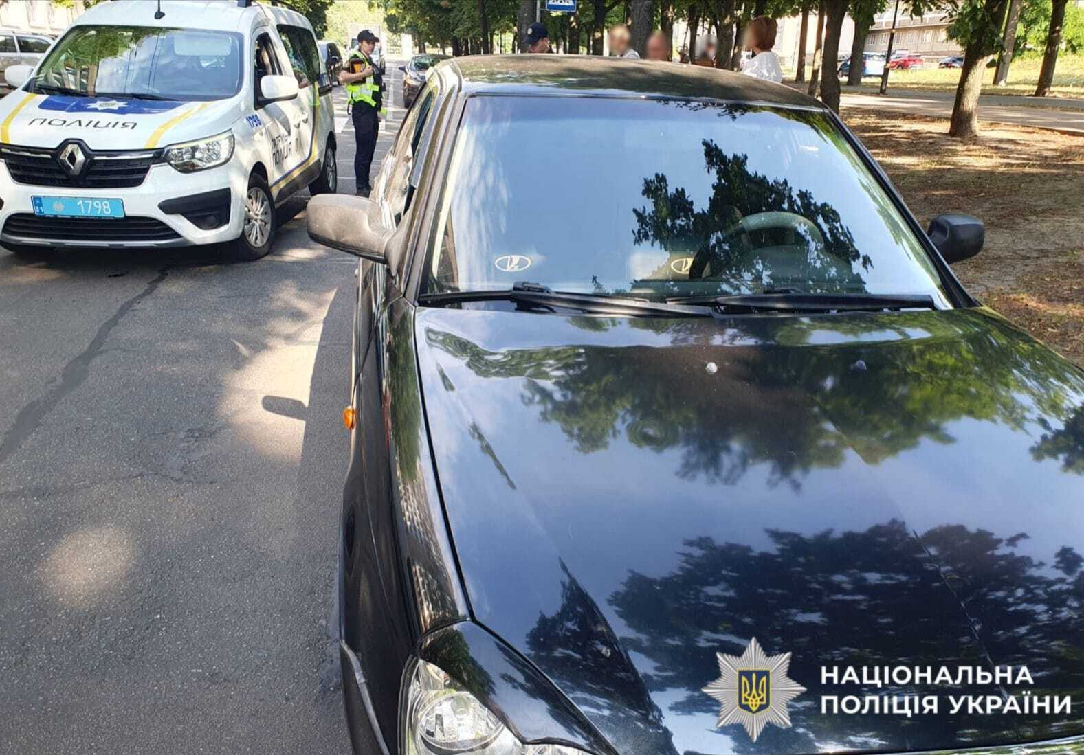 На Київщині легковик на переході збив 9-річного хлопчика. Подробиці ДТП та фото