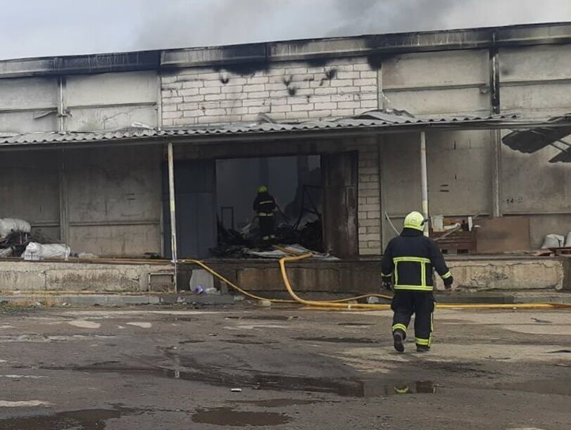 Оккупанты ночью массированно атаковали Днепр и область: произошли пожары, есть жертва и пострадавшие