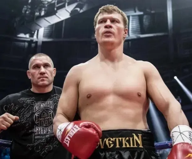 "Вистояв би?" Путініст Повєткін відповів на запитання про бій з Усиком