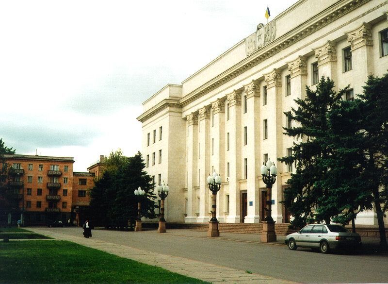 Херсон понад 20 років тому: у мережі показали архівні фото