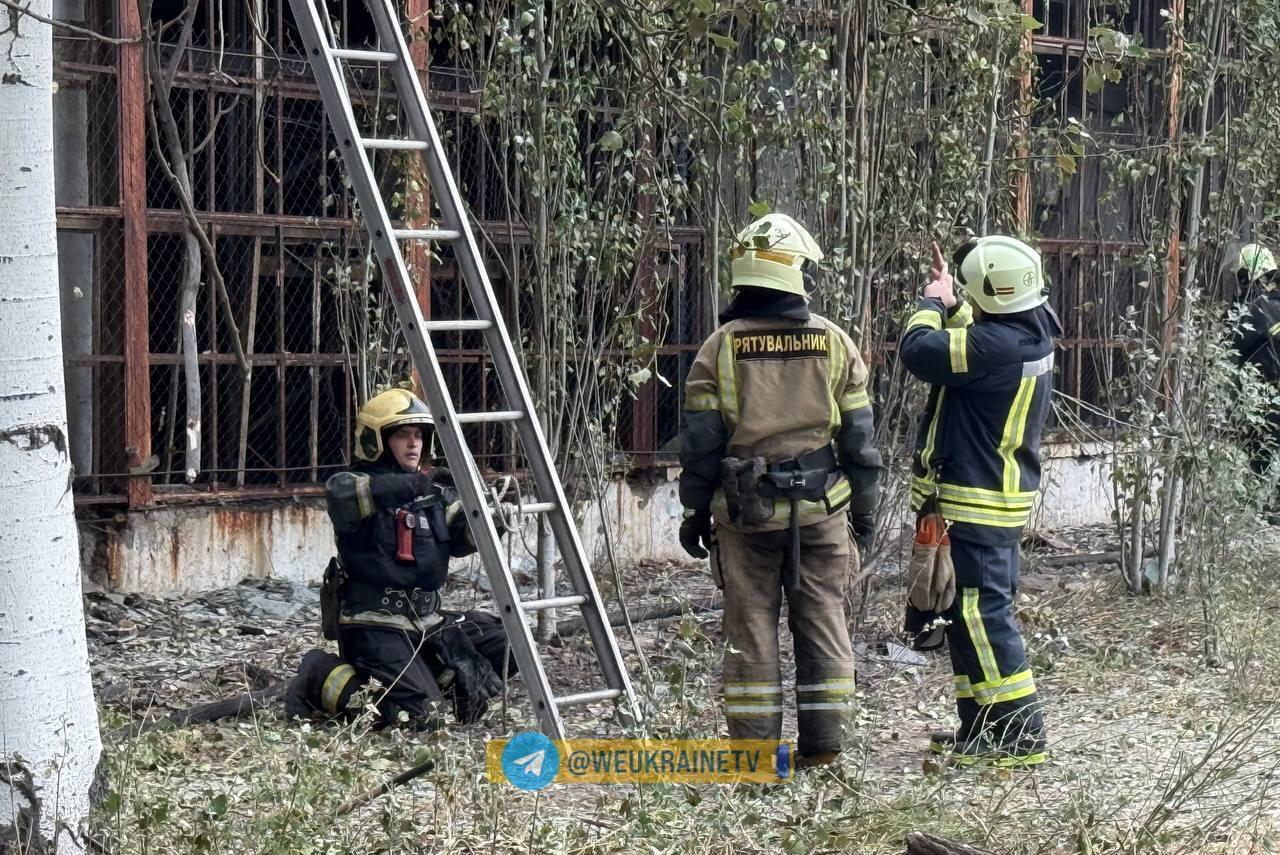 Оккупанты ночью массированно атаковали Днепр и область: произошли пожары, есть жертва и пострадавшие