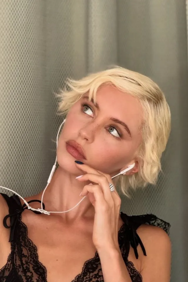 Які короткі зачіски модні цього літа: додають образу елегантності