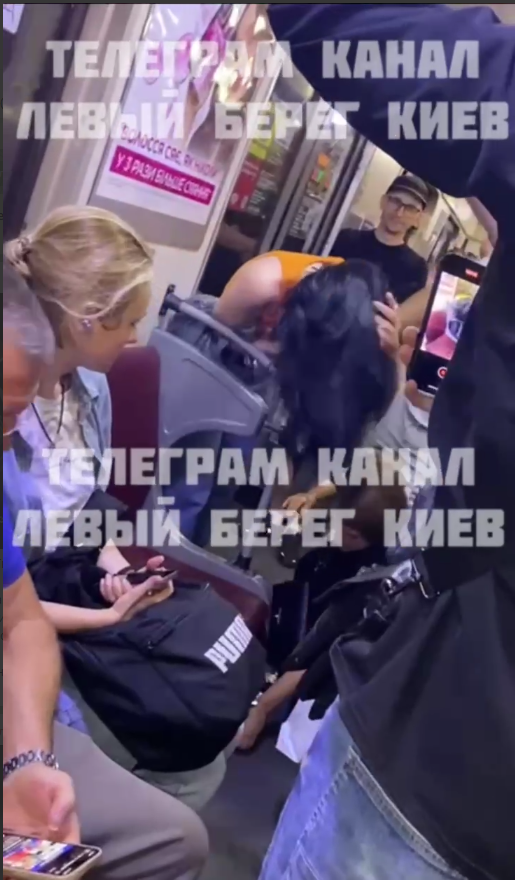 Говорят, что женщина кричала "Слава России": в Киеве произошла стычка в метро, полиция устанавливает обстоятельства инцидента. Видео
