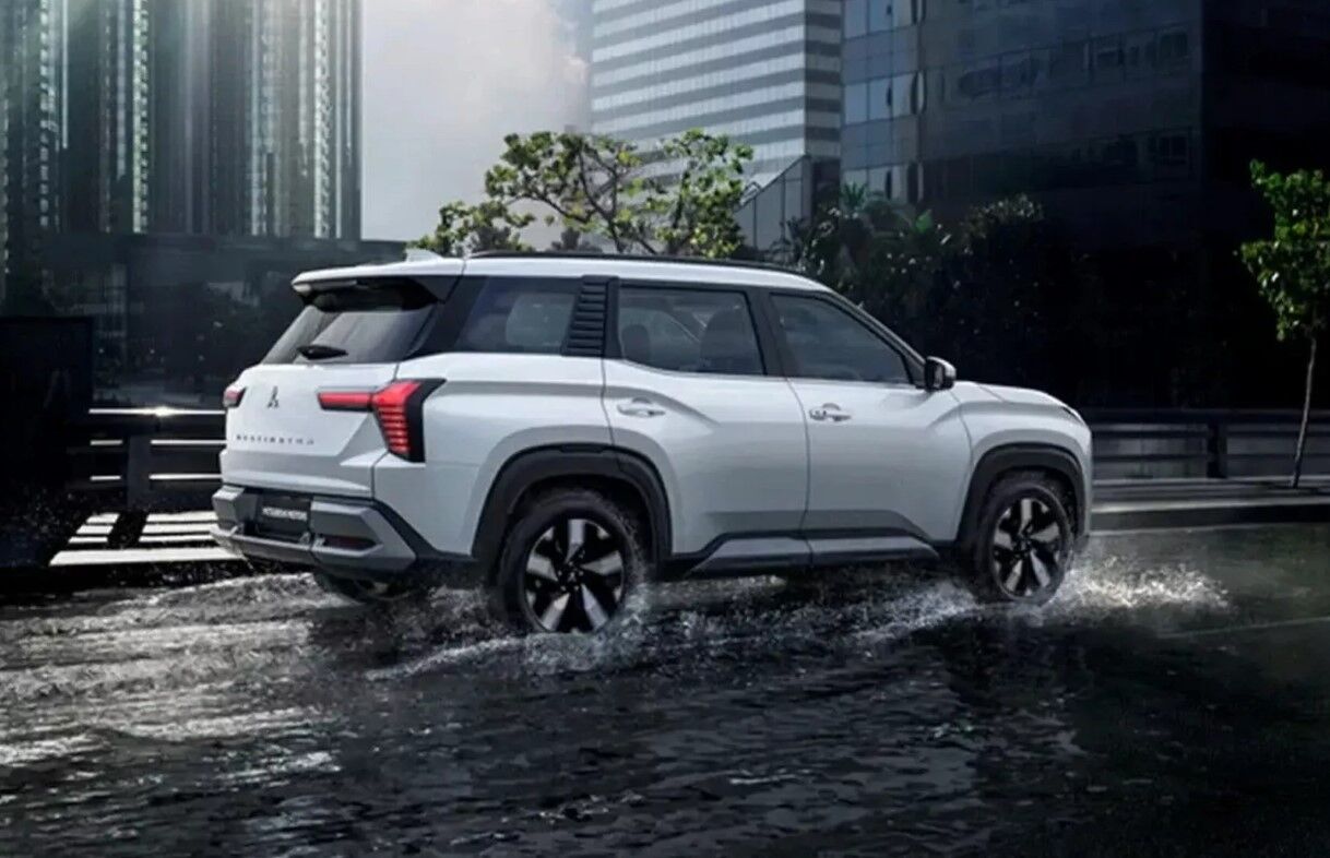 Mitsubishi Destinator