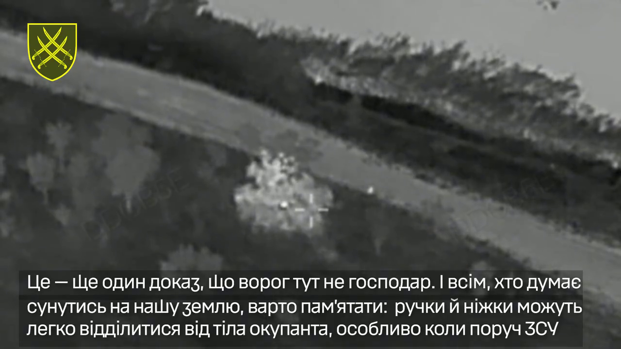 Українські військові підняли бойові прапори над селами Ялта та Воскресенка, про захоплення яких заявляла РФ. Відео
